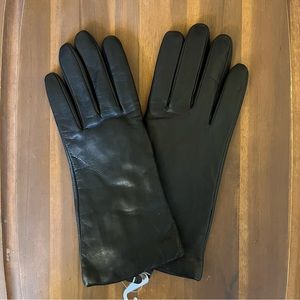 Nordstrom Black Genuine Leather Cashmere Lined Touchscreen Gloves